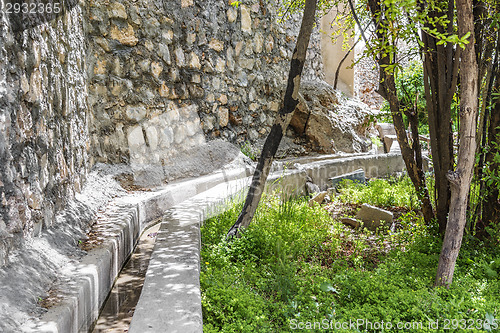 Image of Oman Saiq Plateau water delivery