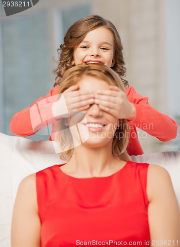 Image of mother and daughter