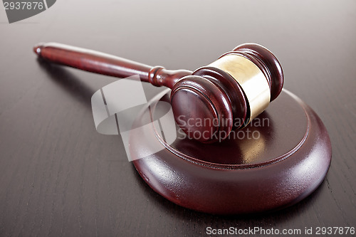 Image of gavel on tabletop