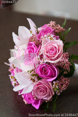 Image of wedding roses bouquet