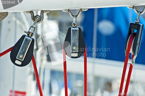 Image of Sailing pulleys