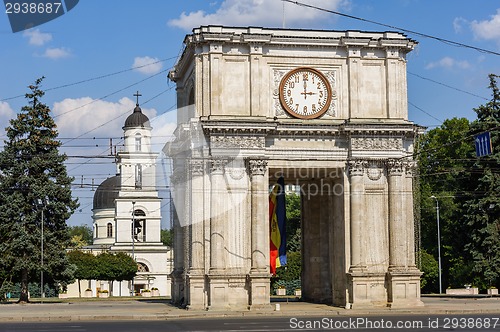 Image of Triumphal Arch in Chisinau, Moldova