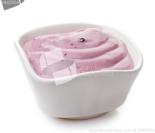 Image of bowl of pink blueberry yogurt