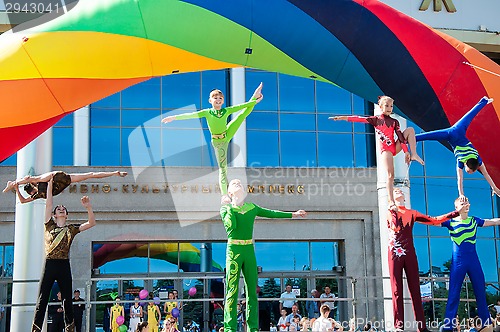 Image of Young acrobats