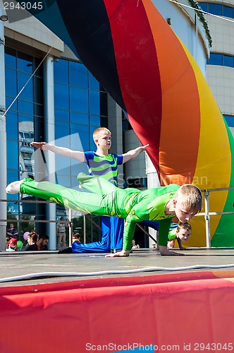 Image of Young acrobats