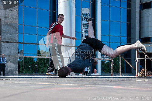 Image of Dancer-guy amateur Break-dance