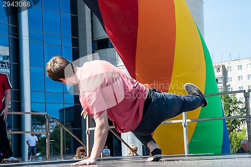 Image of Dancer-guy amateur Break-dance