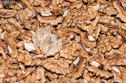 Image of Walnut kernels