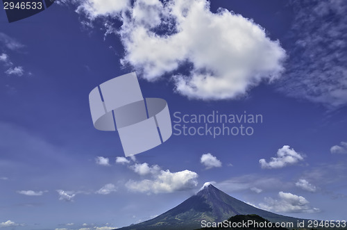 Image of Mayon Volcano