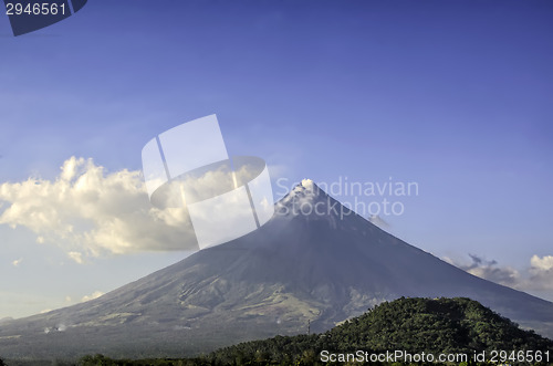 Image of Mayon Volcano