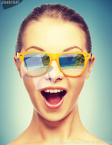 Image of amazed girl in shades