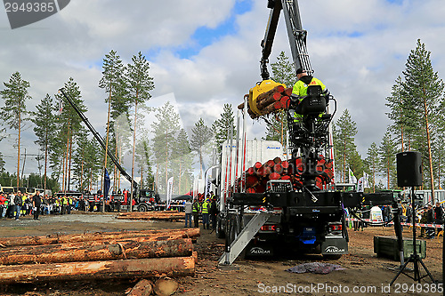 Image of Finnish Championships in Log Loading 2014 at FinnMETKO 2014