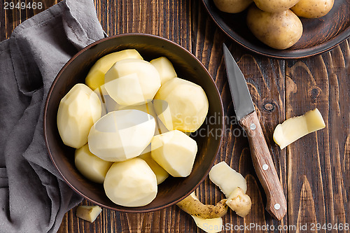Image of Peeled potatoes