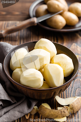 Image of Peeled potatoes