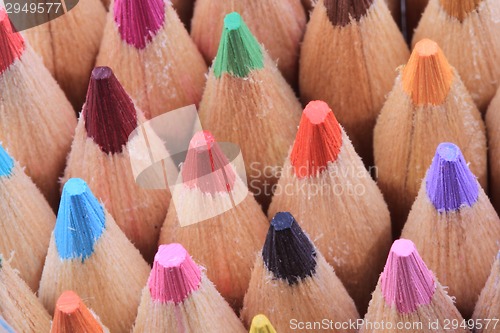 Image of rainbow color crayons background