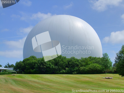 Image of gigantic white cupola