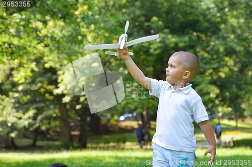 Image of boy with airpane