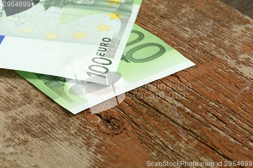 Image of New euro banknotes