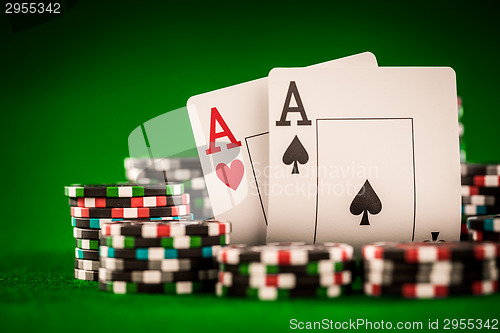 Image of chips and two aces