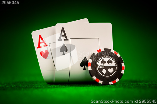 Image of chips and two aces