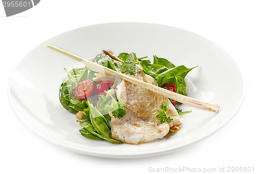 Image of salad with flounder fillet