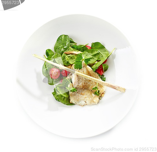 Image of salad with flounder fillet