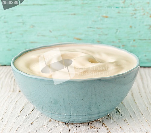 Image of bowl of greek yogurt