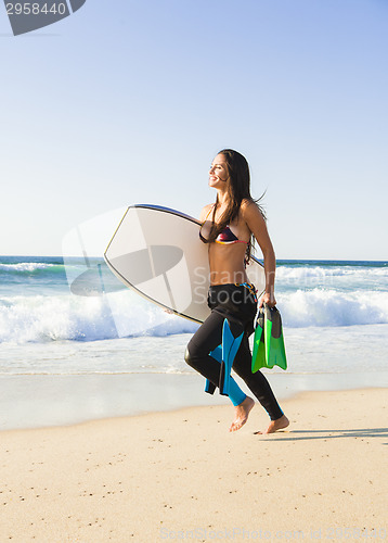 Image of Female bodyboarder