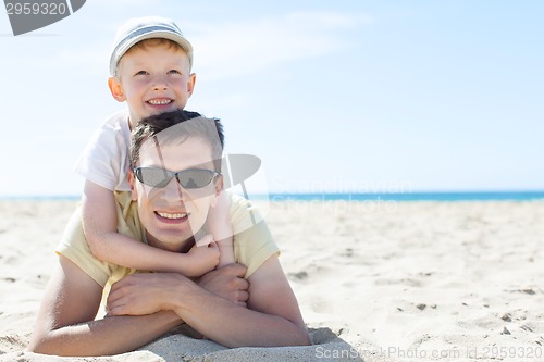 Image of family at the beach