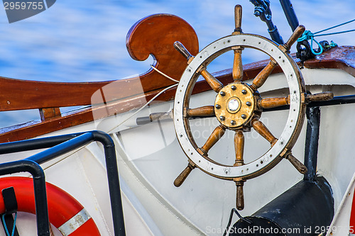 Image of wheel of an old sailing ship