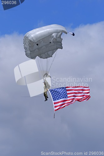 Image of paraglider