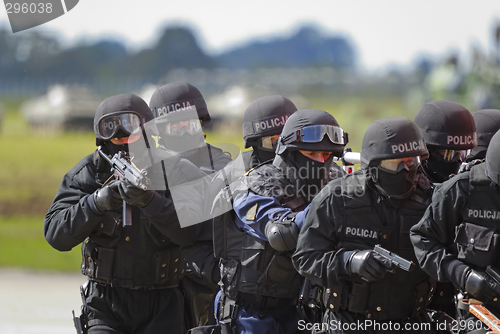 Image of SWAT commando