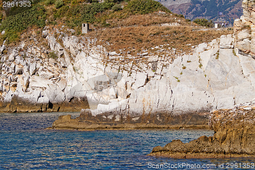 Image of Rock in the sea