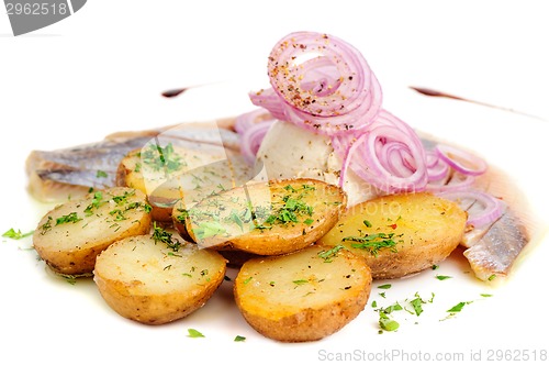 Image of Roast potatoes with hering and onion