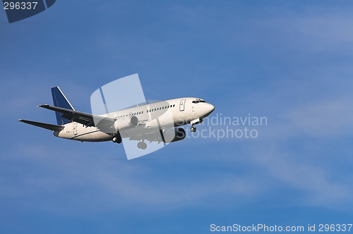 Image of Landing airplane