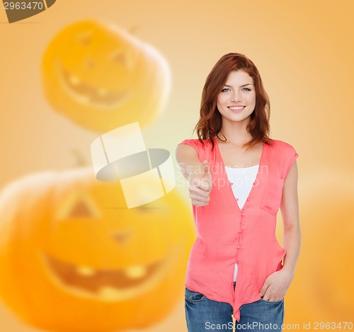 Image of smiling teenage girl in casual clothes