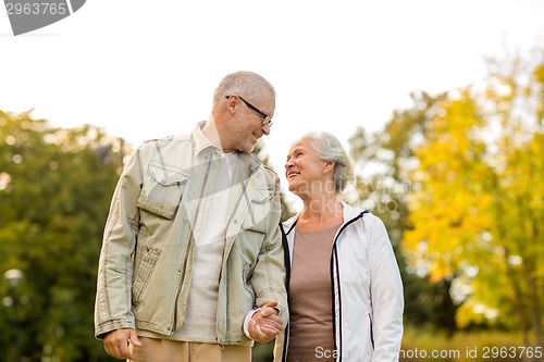 Image of senior couple in park