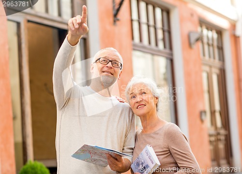 Image of senior couple on city street