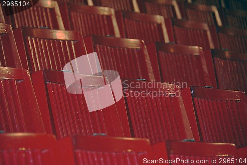 Image of Red theatre seats in rows