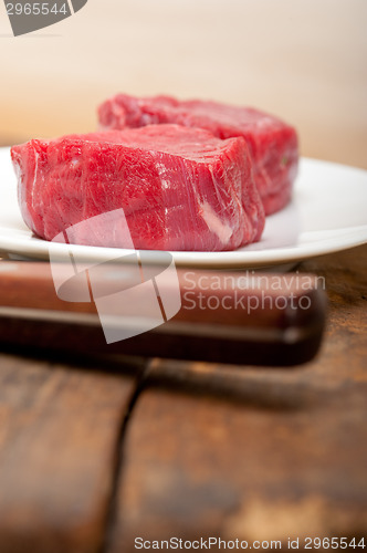 Image of raw beef filet mignon