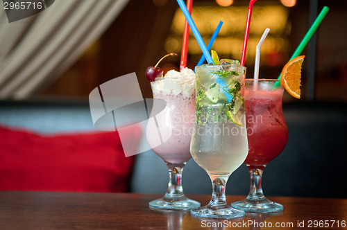 Image of three healthy nonalcoholic cocktails