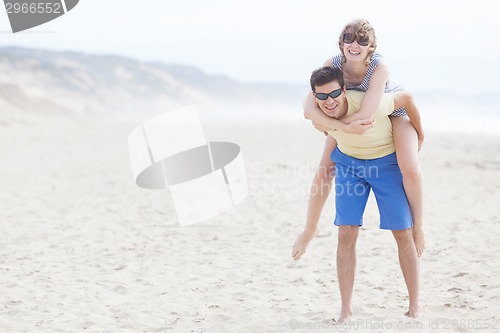 Image of couple at the beach