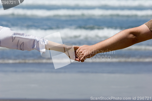 Image of Honeymooners hands