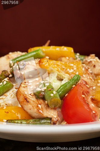Image of Warm salad with chicken