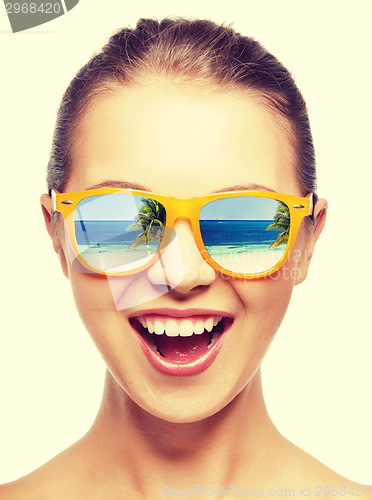 Image of amazed girl in shades