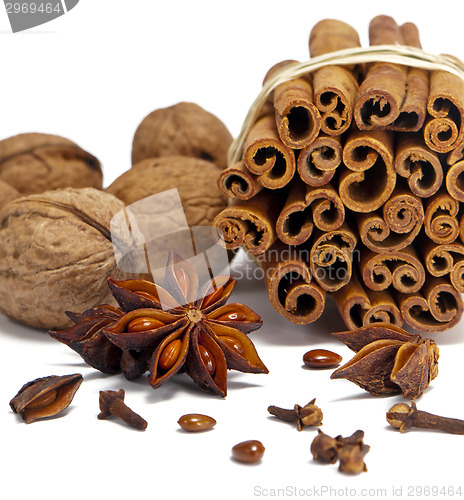 Image of Christmas spices and nuts
