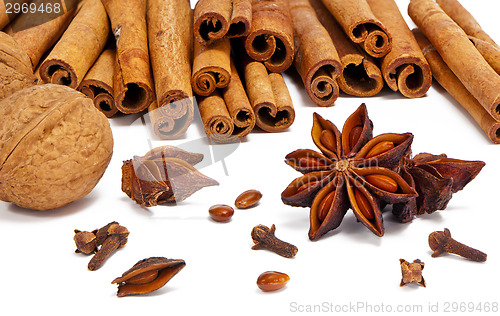 Image of Christmas spices and nuts