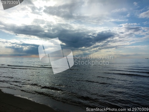 Image of waves during a storm in the sea