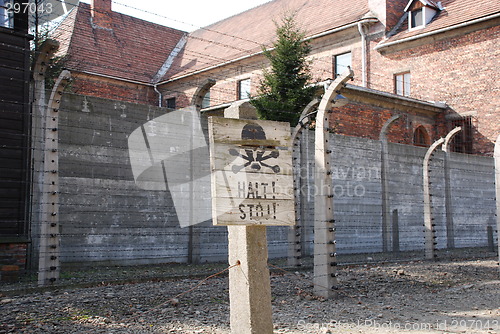 Image of HALT! (Auschwitz I)