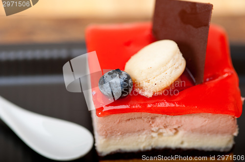 Image of fresh strawberry yogurt mousse